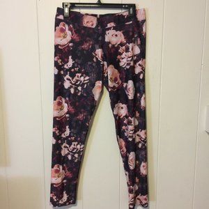 American Eagle Floral Printed Workout Leggings